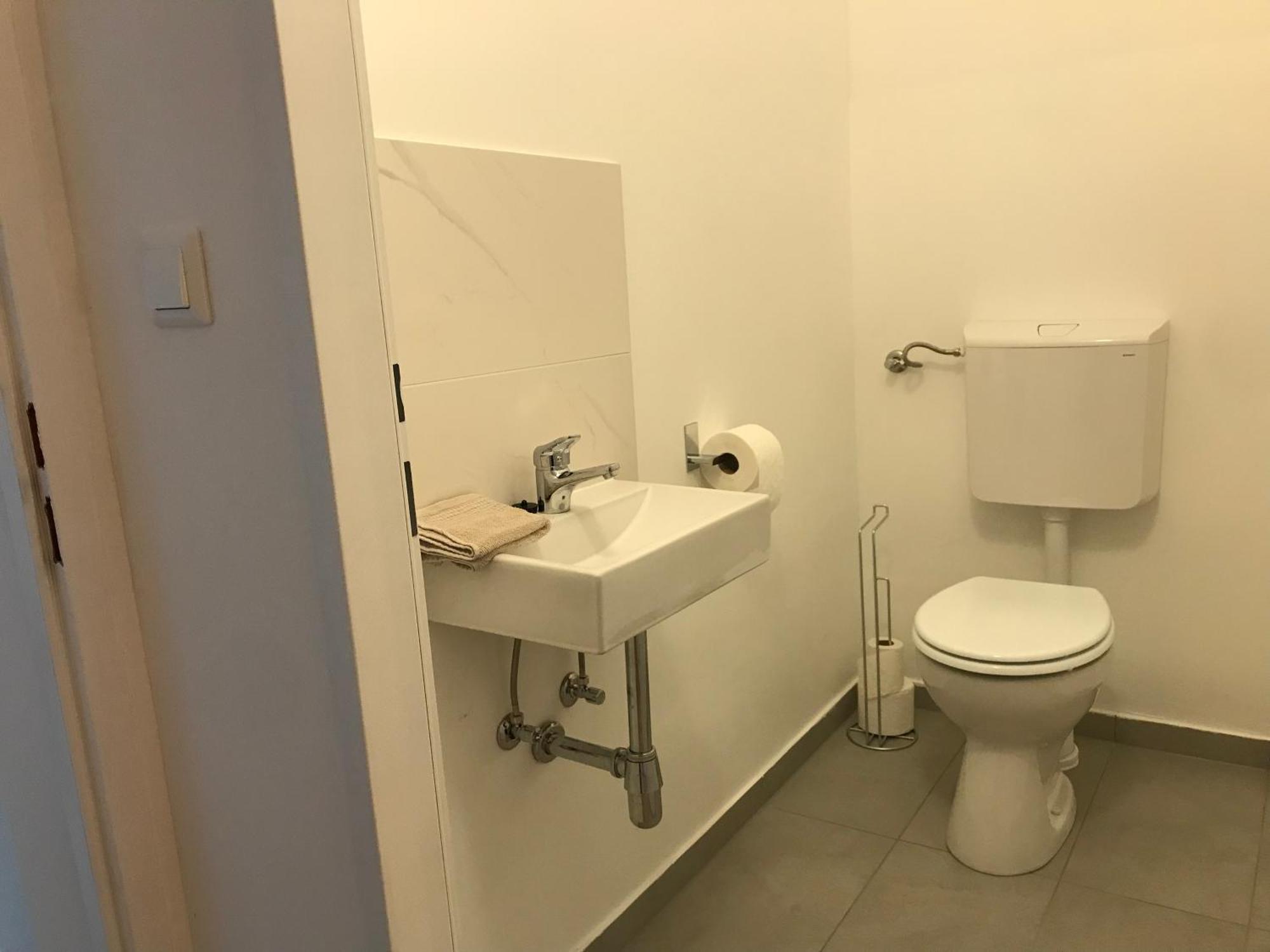 New • City-Park Apartment In The Vienna Center. Ngoại thất bức ảnh